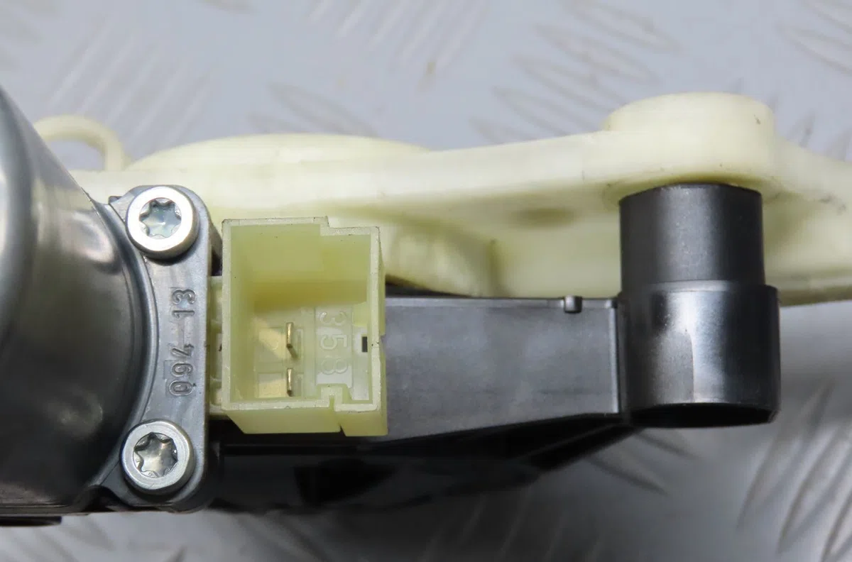 Mecanisme  moteur lève-glace avant droit Seat LEON (5F1) 2.0 tdi (2012-2020) 5 portes occasion