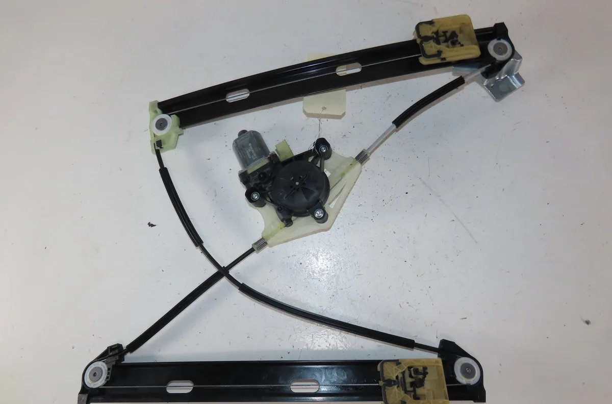 Mecanisme moteur lève-glace avant droit Seat LEON (KL1) 1.0 tsi (2020) occasion