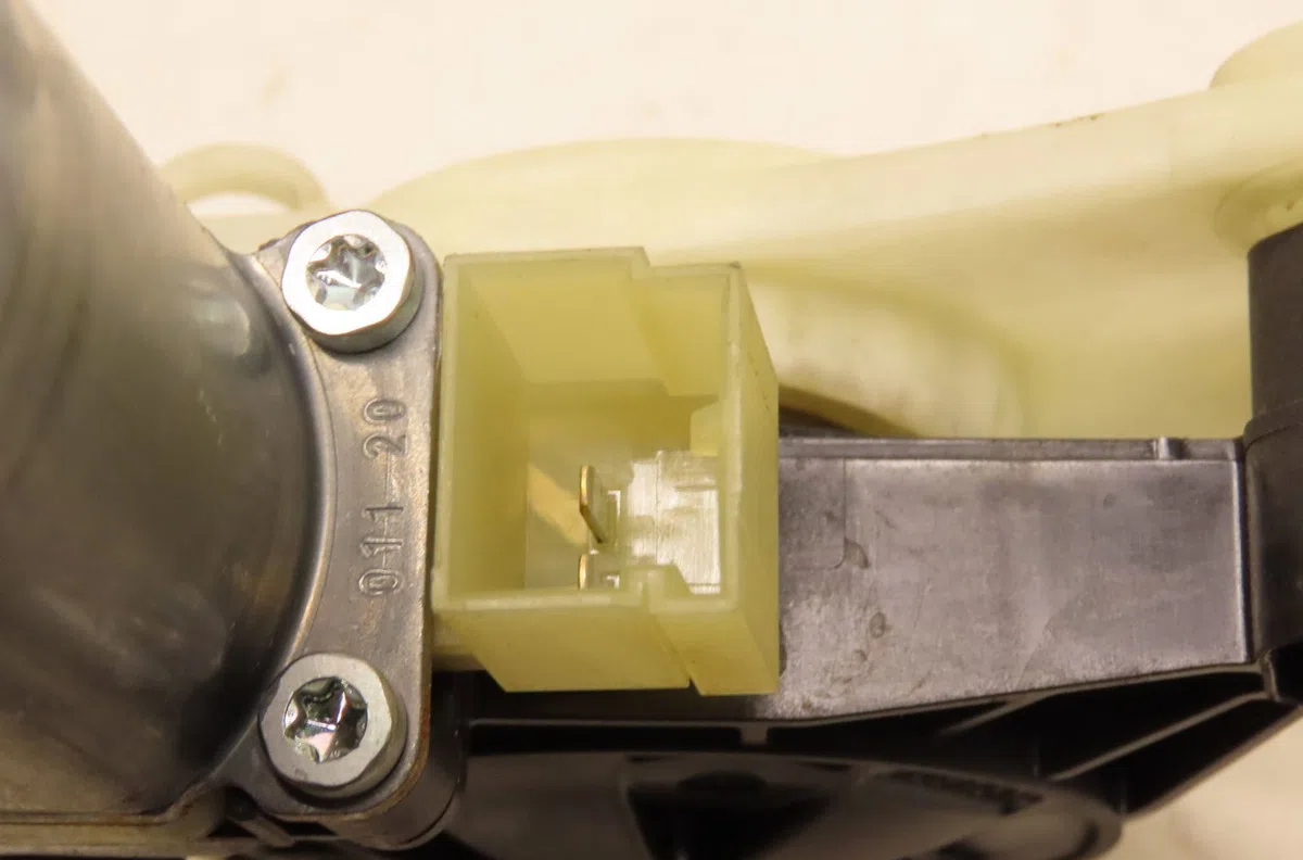 Mecanisme  moteur lève-glace avant droit Seat LEON ST (5F8) 1.5 tsi (2018-2020) occasion