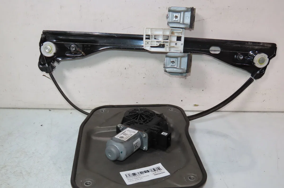 Mecanisme  moteur lève-glace avant droit Skoda FABIA II Combi (545) 1.2 tdi (2010-2014) occasion