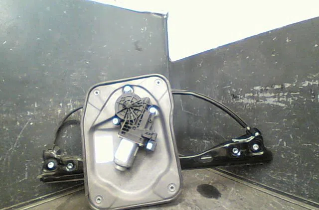 Mecanisme  moteur lève-glace avant droit Skoda FABIA II Combi (545) 1.4 tdi (2007-2010) occasion