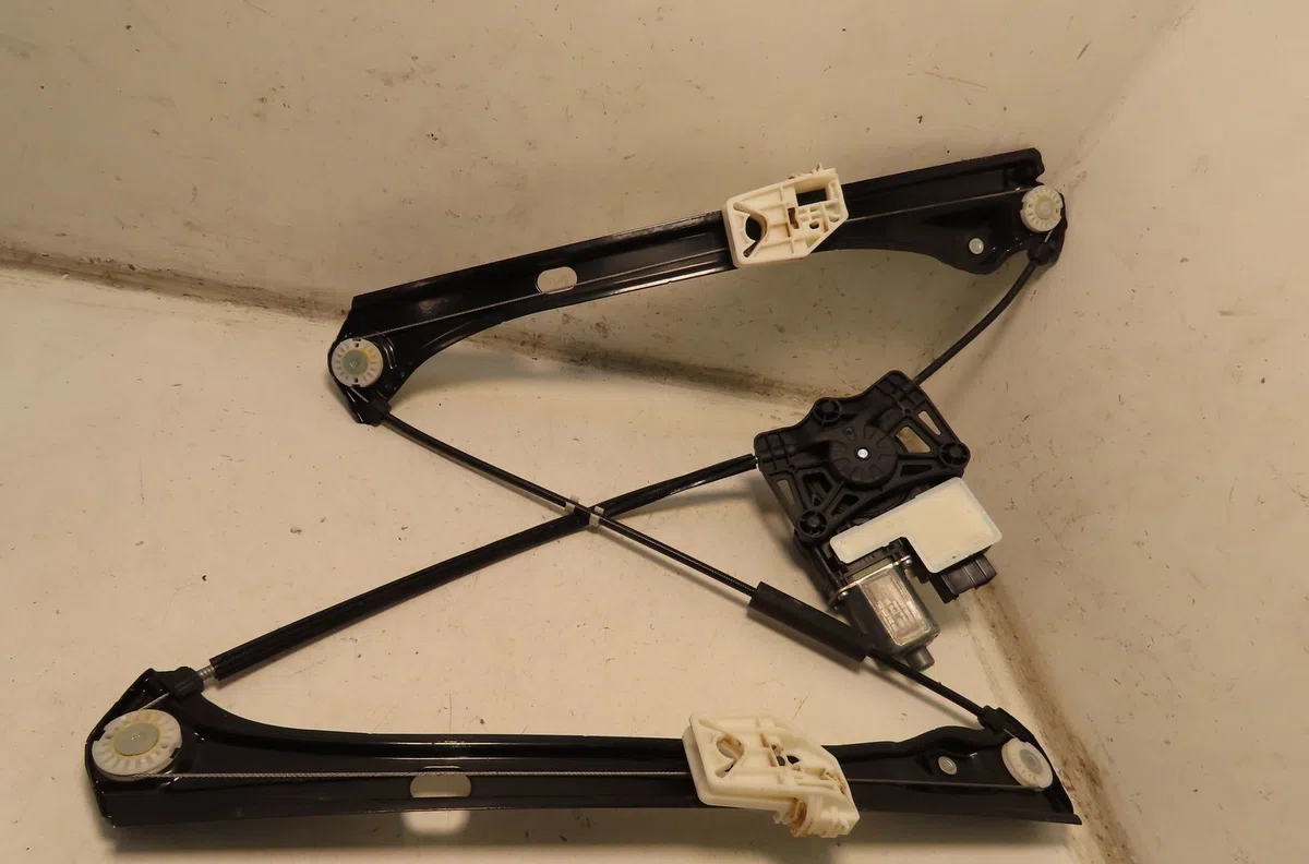 Mecanisme  moteur lève-glace avant droit Skoda FABIA IV (PJ3) 1.0 tsi (2021) occasion
