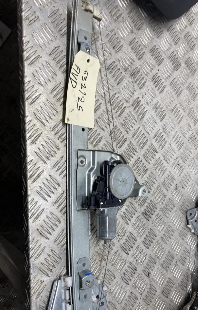 Mecanisme  moteur lève-glace avant droit SUZUKI GRAND VITARA 2 PHASE 1 occasion