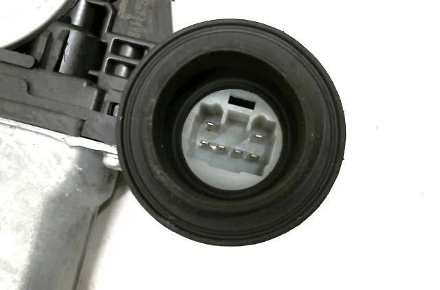 Mecanisme  moteur lève-glace avant droit SUZUKI SWIFT occasion