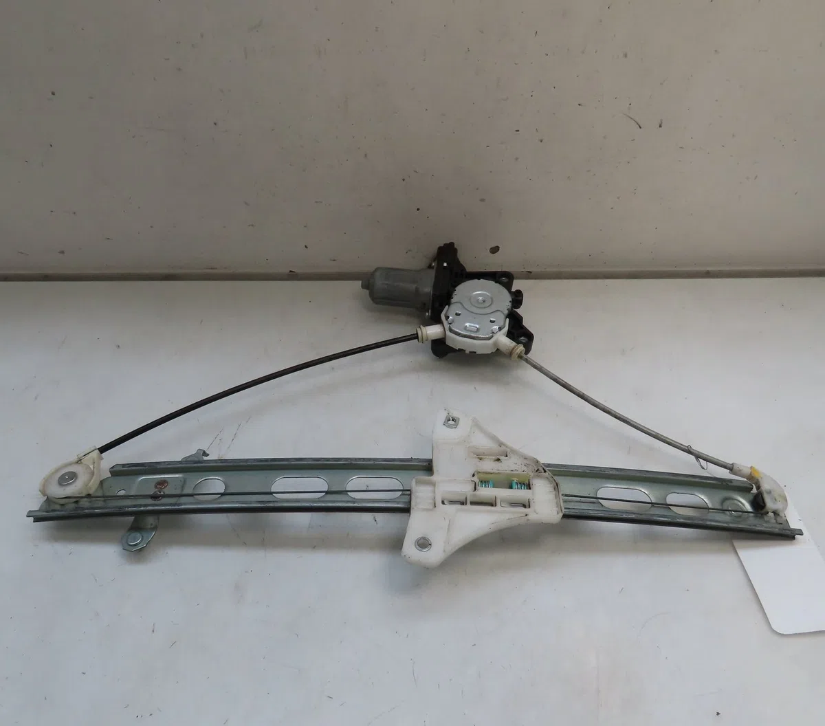 Mecanisme  moteur lève-glace avant droit SUZUKI SWIFT occasion