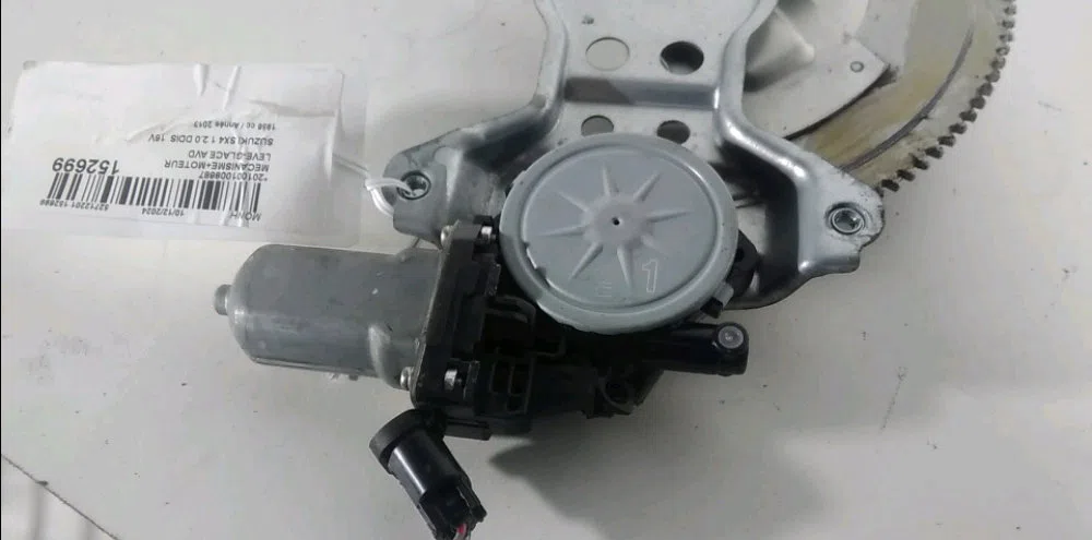 Mecanisme  moteur lève-glace avant droit Suzuki SX4 (EY, GY) 2.0 ddis (rw 420d) (2009) occasion