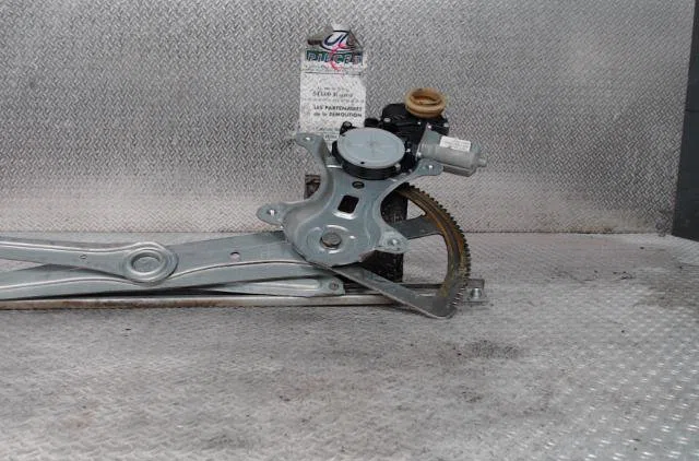 Mecanisme  moteur lève-glace avant droit TOYOTA COROLLA VERSO 2  COROLLA VERSO 2 PHASE 2 occasion