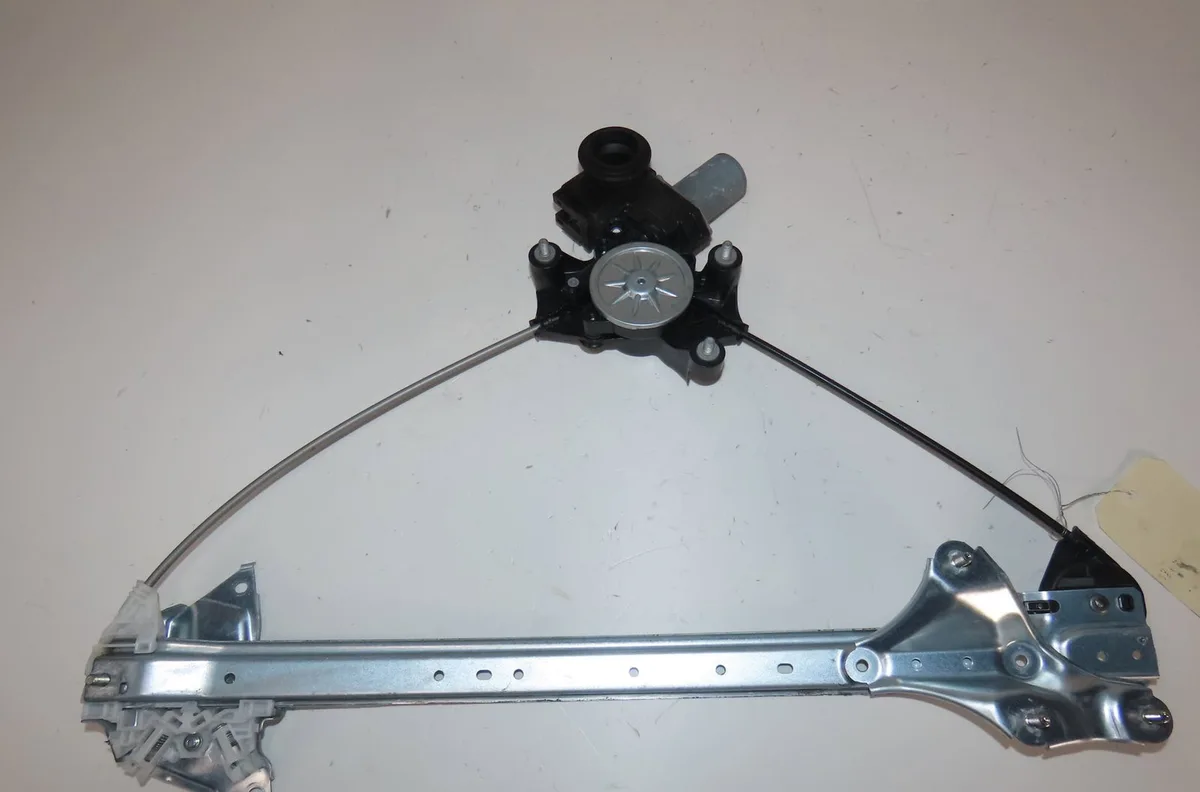 Mecanisme  moteur lève-glace avant droit Toyota RAV 4 V (_A5_, _H5_) 2.5 hybrid (axah52) (2018) 5 portes occasion