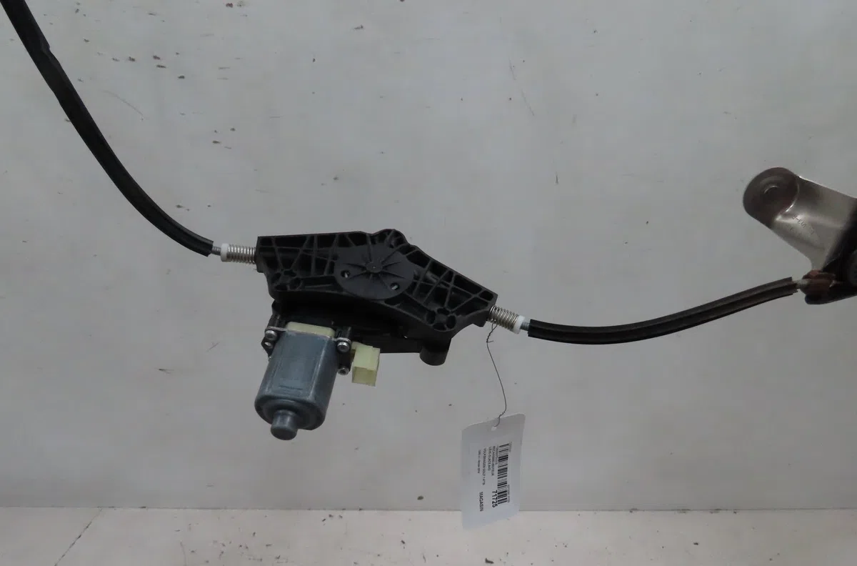 Mecanisme + moteur lève-glace avant droit VOLKSWAGEN GOLF 2014 occasion