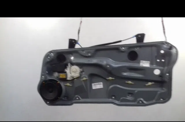 Mecanisme  moteur lève-glace avant droit Volkswagen GOLF IV (1J1) 1.4 16v (1997-2004) 5 portes occasion