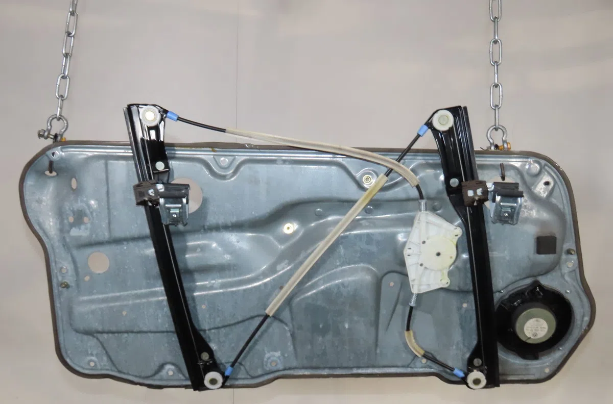 Mecanisme  moteur lève-glace avant droit Volkswagen GOLF IV (1J1) 1.9 tdi (1997-2004) 3 portes occasion