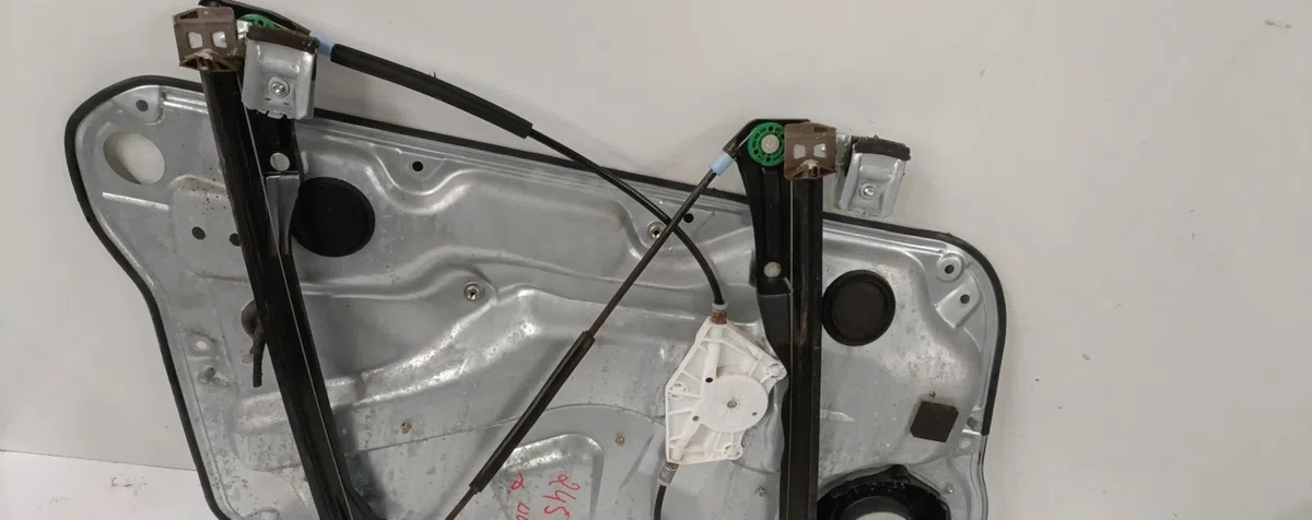 Mecanisme  moteur lève-glace avant droit Volkswagen GOLF IV (1J1) 1.9 tdi (1997-2004) occasion