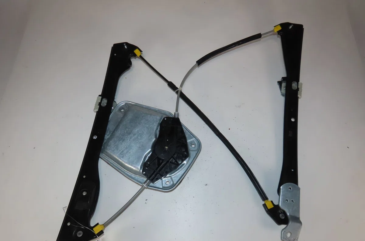 Mecanisme  moteur lève-glace avant droit Volkswagen GOLF PLUS V (5M1, 521) 1.9 tdi (2005-2009) 5 portes occasion