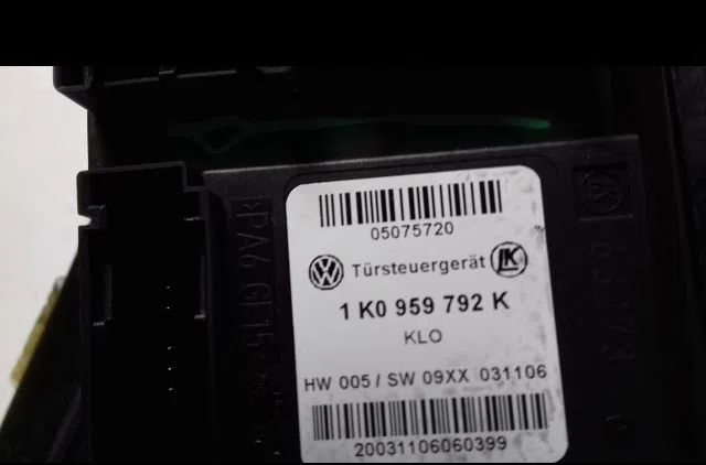 Mecanisme  moteur lève-glace avant droit Volkswagen GOLF V (1K1) 2.0 tdi 16v (2003-2008) occasion