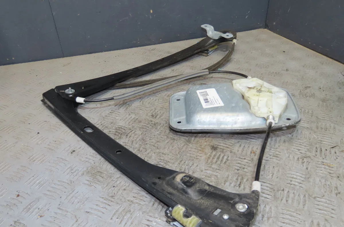 Mecanisme  moteur lève-glace avant droit Volkswagen GOLF V Variant (1K5) 1.9 tdi (2007-2009) occasion