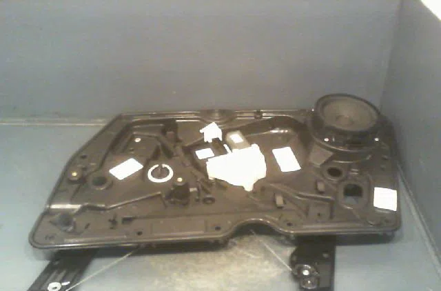 Mecanisme  moteur lève-glace avant droit Volkswagen GOLF VI (5K1) 2.0 tdi (2008-2013) 5 portes occasion