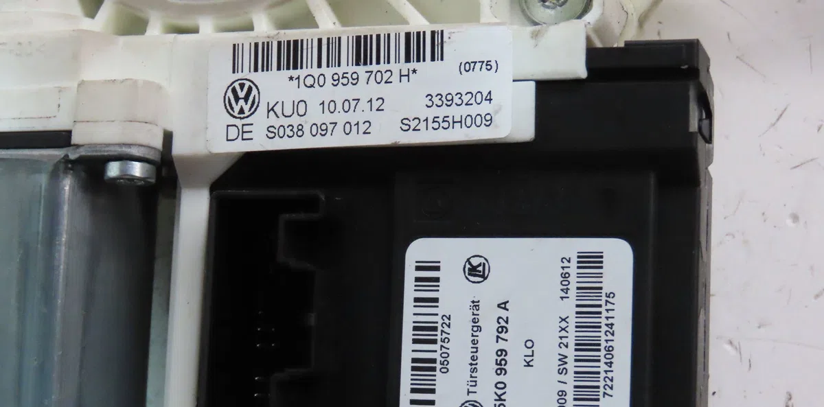 Mecanisme  moteur lève-glace avant droit Volkswagen GOLF VI Décapotable (517) 2.0 gti (2012-2016) occasion