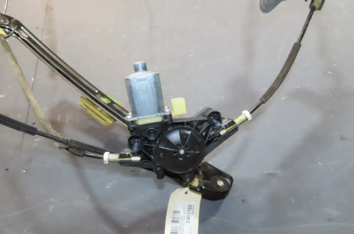 Mecanisme  moteur lève-glace avant droit Volkswagen GOLF VII (5G1, BQ1, BE1, BE2) 1.6 tdi (2012-2017) occasion