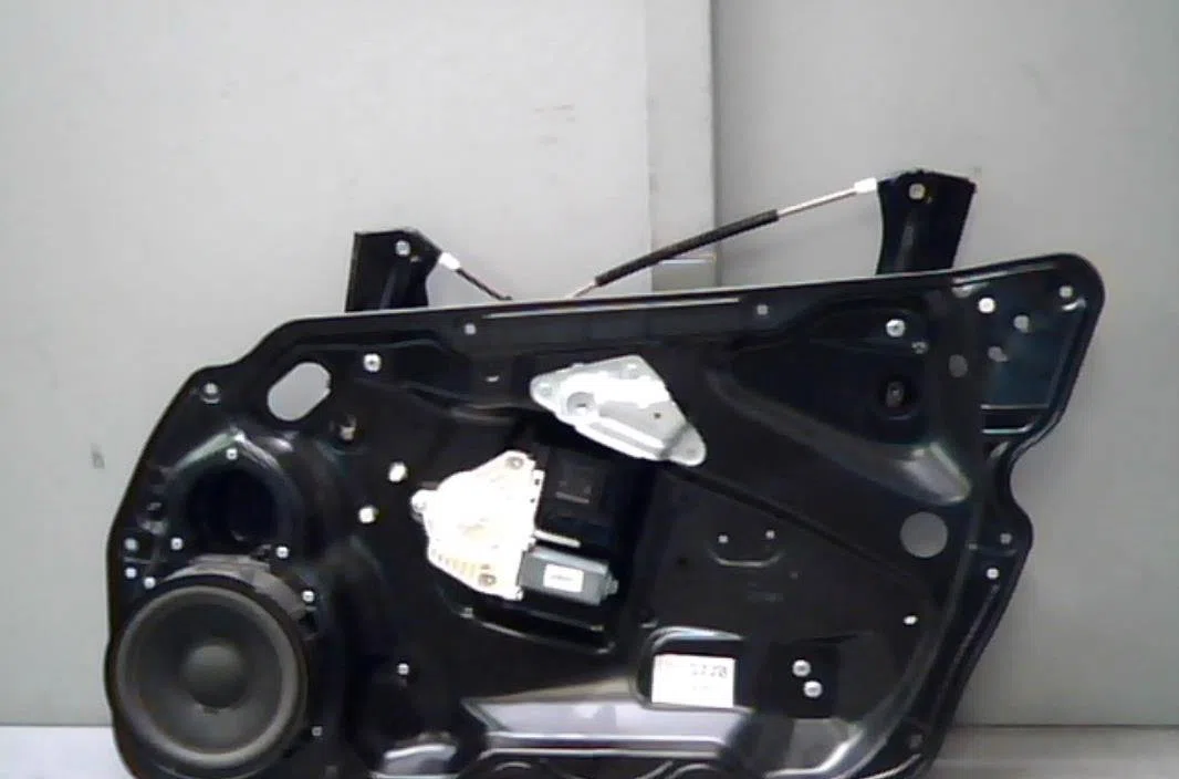 Mecanisme  moteur lève-glace avant droit VOLKSWAGEN PASSAT 5  PASSAT 5 BREAK occasion