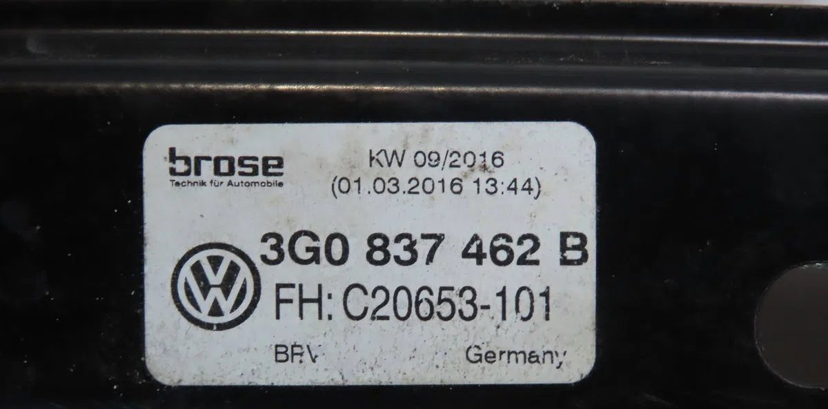 Mecanisme  moteur lève-glace avant droit Volkswagen PASSAT B8 Variant (3G5, CB5) 2.0 tdi (2014) occasion