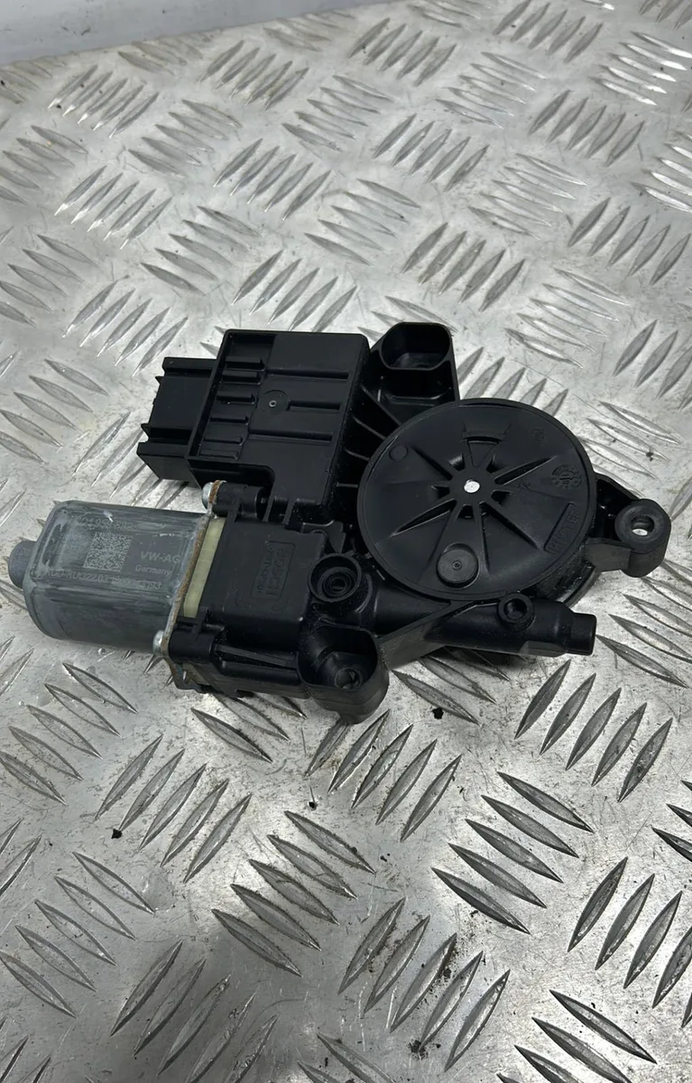Mecanisme moteur lève-glace avant droit VOLKSWAGEN POLO 6 occasion