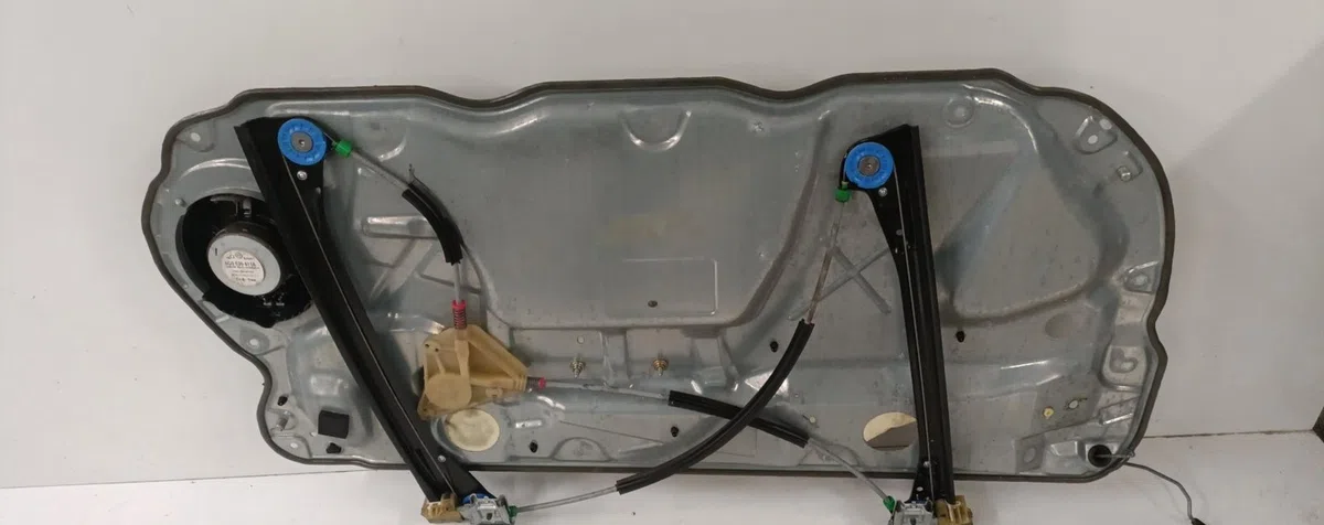 Mecanisme  moteur lève-glace avant droit Volkswagen POLO (9N_, 9A_) 1.2 12v (2001-2007) 5 portes occasion