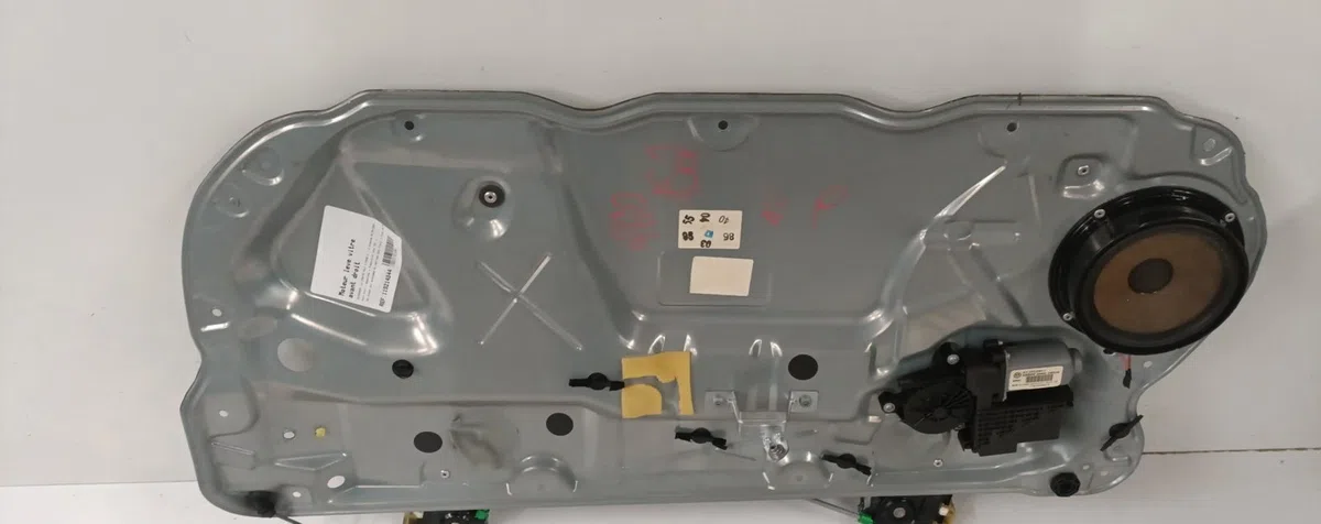 Mecanisme  moteur lève-glace avant droit Volkswagen POLO (9N_, 9A_) 1.2 12v (2001-2007) 5 portes occasion