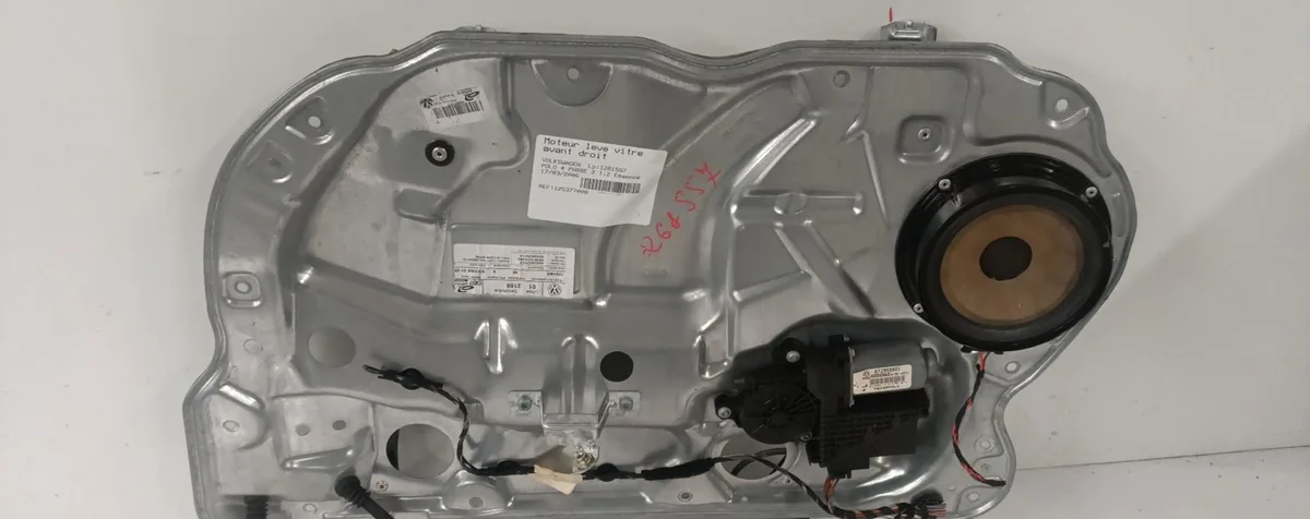 Mecanisme moteur lève-glace avant droit Volkswagen POLO (9N_, 9A_) 1.2 12v (2001-2007) 5 portes occasion