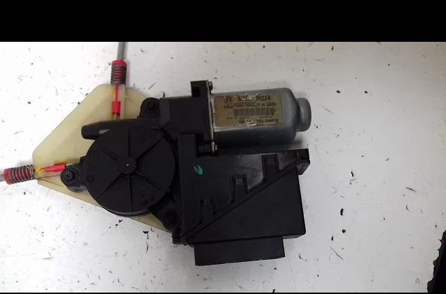 Mecanisme  moteur lève-glace avant droit Volkswagen POLO (9N_, 9A_) 1.4 tdi (2001-2005) occasion