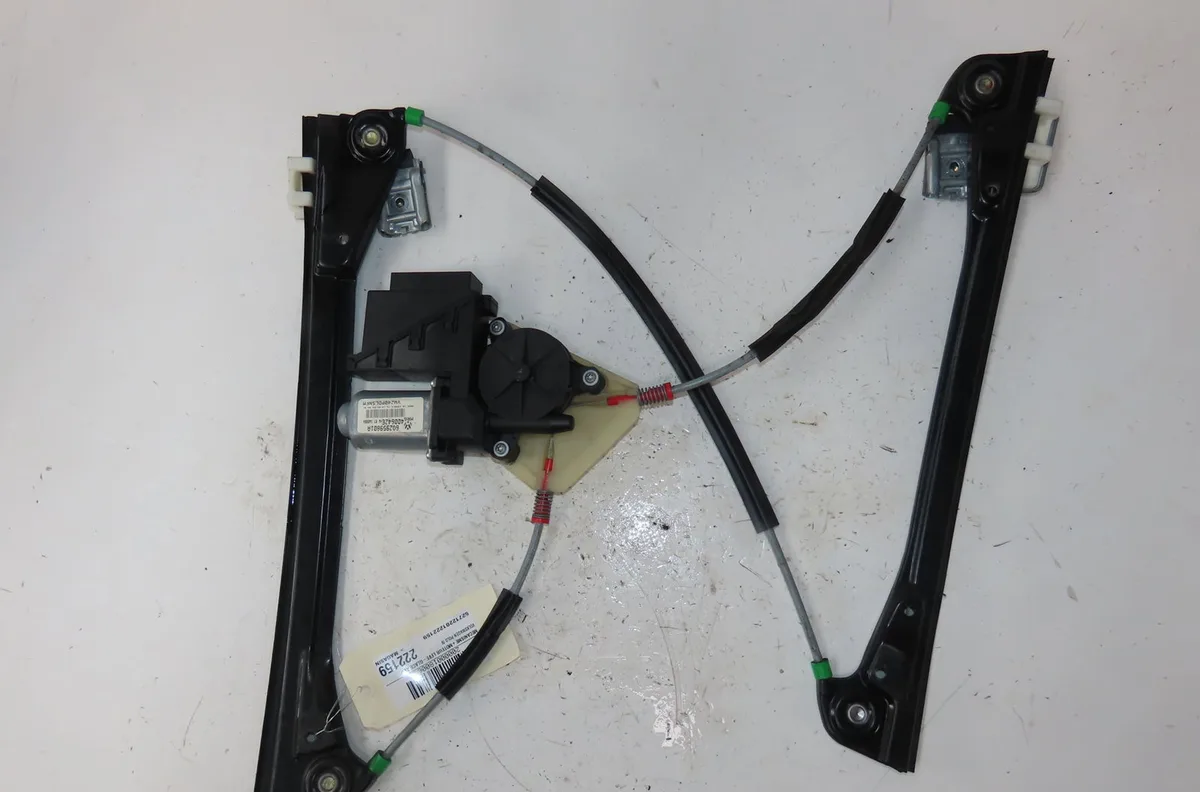 Mecanisme moteur lève-glace avant droit Volkswagen POLO (9N_, 9A_) 1.9 tdi (2001-2009) 5 portes occasion
