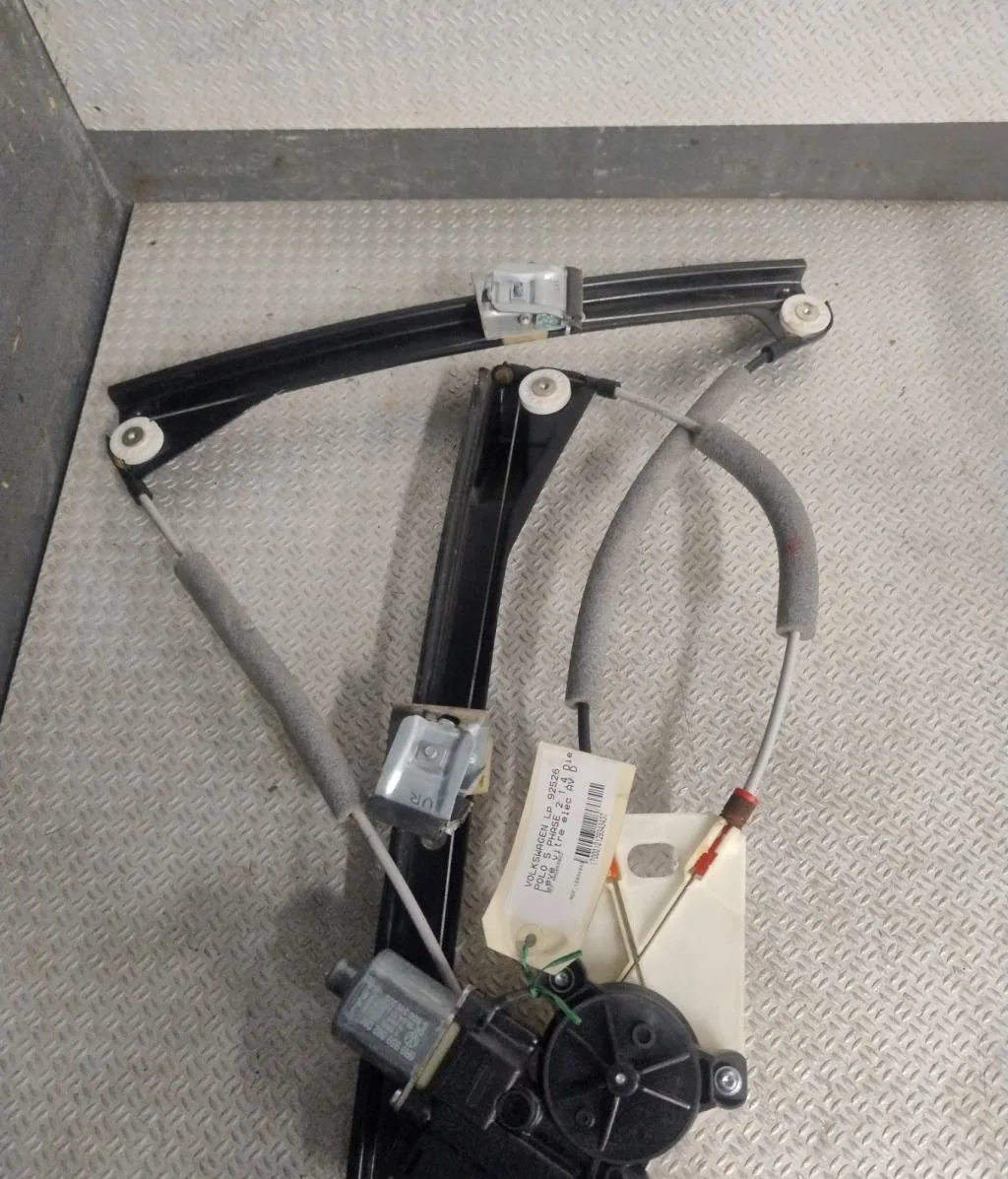 Mecanisme  moteur lève-glace avant droit Volkswagen POLO V (6R1, 6C1) 1.4 tdi (2014) occasion