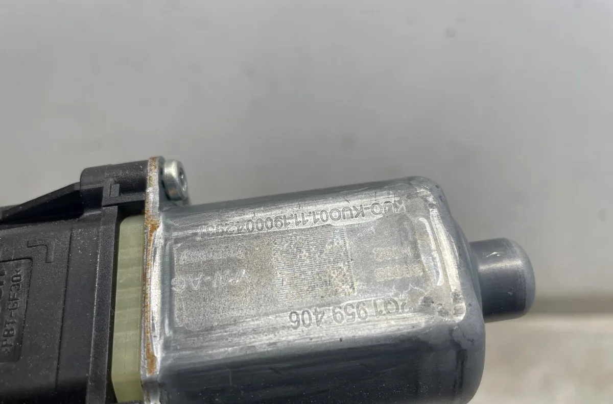 Mecanisme  moteur lève-glace avant droit Volkswagen POLO VI (AW1, BZ1, AE1) 1.0 mpi (2018) occasion