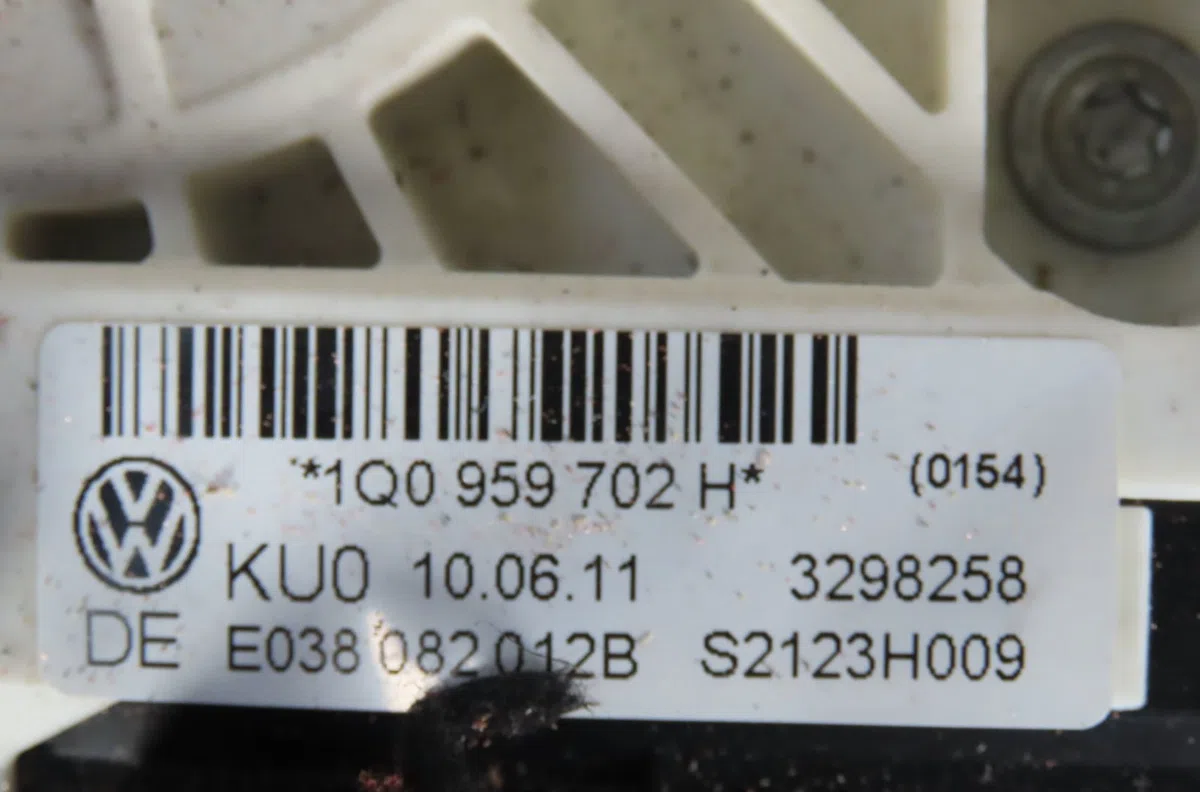 Mecanisme  moteur lève-glace avant droit Volkswagen SCIROCCO III (137, 138) 2.0 tdi (2010-2017) occasion