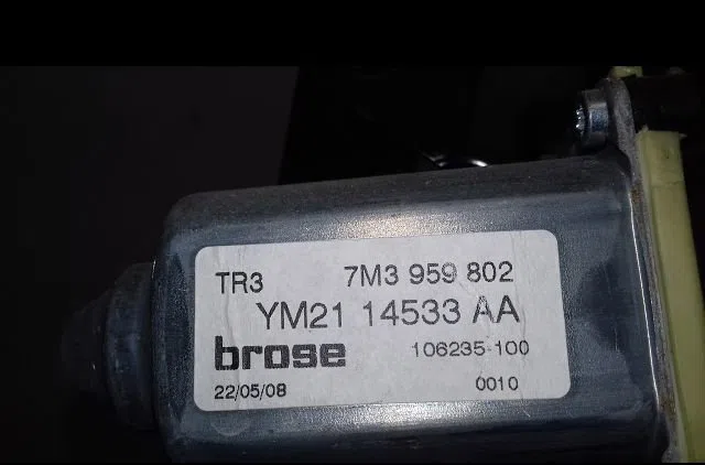 Mecanisme  moteur lève-glace avant droit Volkswagen SHARAN (7M8, 7M9, 7M6) 2.0 tdi (2005-2010) occasion