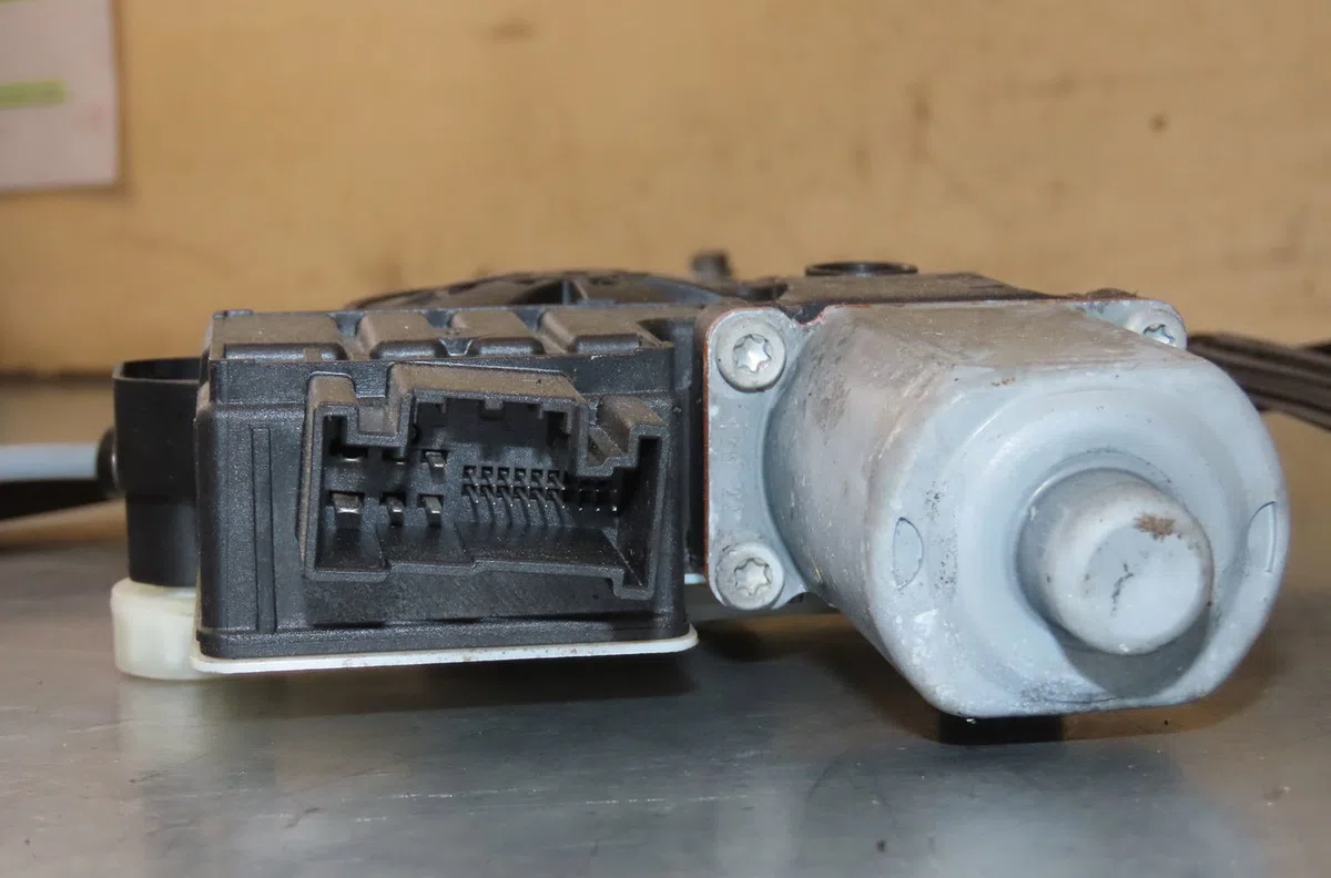 Mecanisme  moteur lève-glace avant droit Volkswagen TAIGO (CS1) 1.5 tsi (2021) occasion