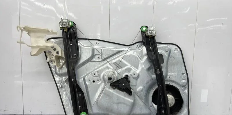 Mecanisme moteur lève-glace avant droit VOLKSWAGEN TIGUAN 1 PHASE 1 occasion