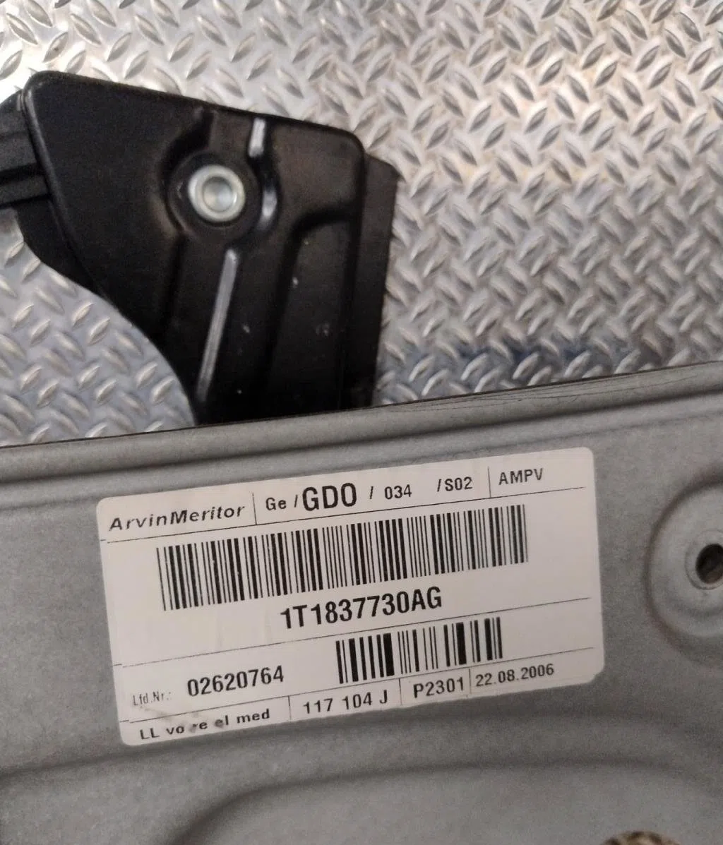 Mecanisme  moteur lève-glace avant droit VOLKSWAGEN TOURAN 1  TOURAN 1 PHASE 1 occasion