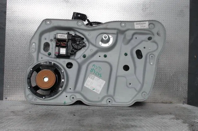 Mecanisme  moteur lève-glace avant droit VOLKSWAGEN TOURAN 1  TOURAN 1 PHASE 2 occasion