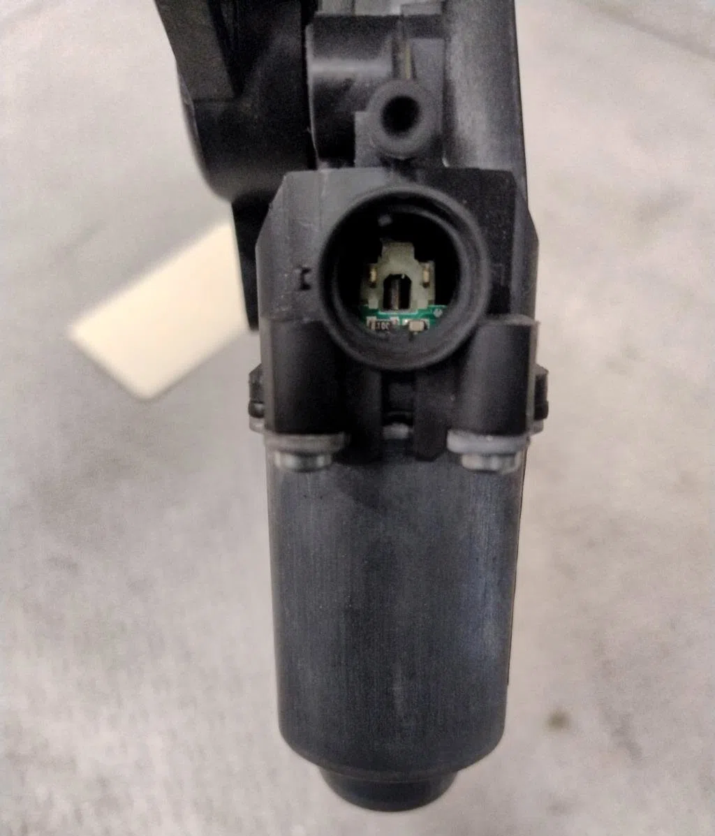 Mecanisme  moteur lève-glace avant droit VOLKSWAGEN UP  UP PHASE 1 occasion