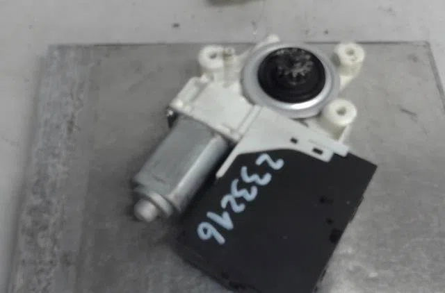 Mecanisme  moteur lève-glace avant droit VOLVO S 40 2 PHASE 1 occasion
