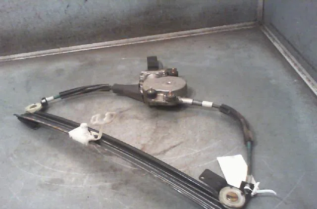 Mecanisme+moteur leve-glace avg ALFA ROMEO 147 2003 occasion