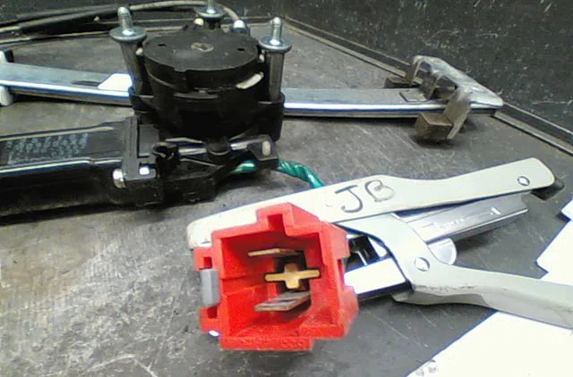 Mecanisme+moteur leve-glace avg CHRYSLER VOYAGER 1993 occasion