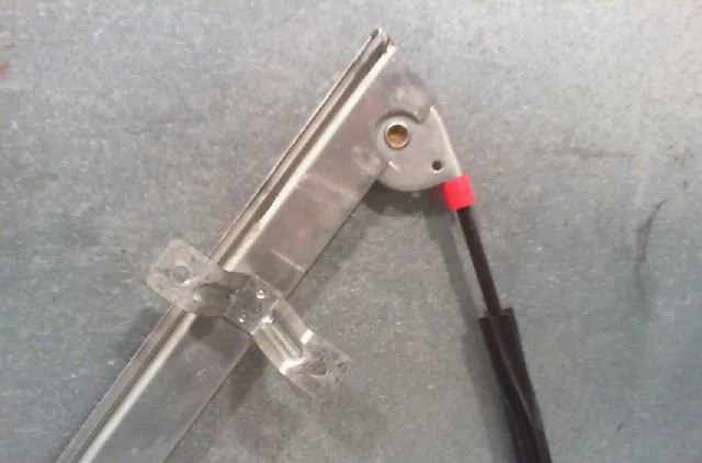 Mecanisme+moteur leve-glace avg FORD FIESTA 2001 occasion