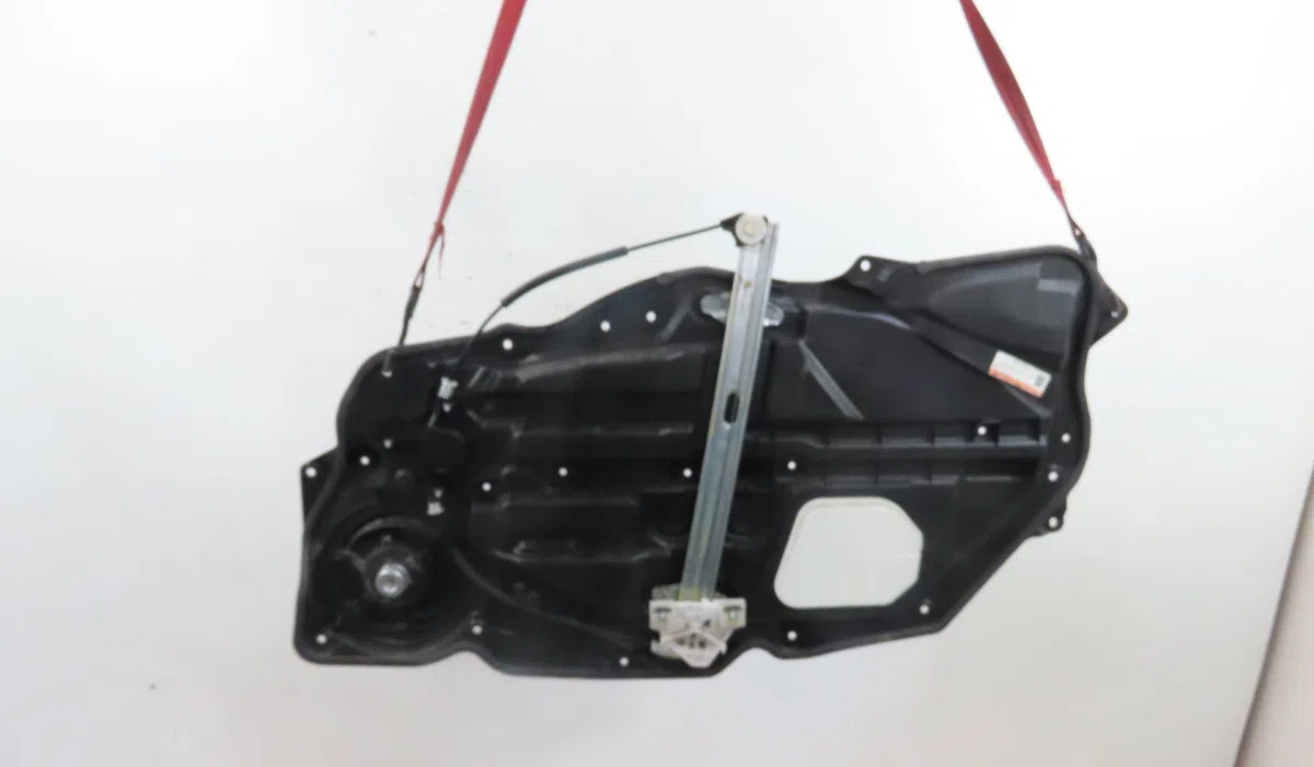 Mecanisme+moteur leve-glace avg MAZDA 2 2010 occasion