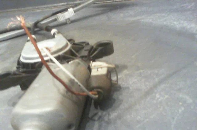 Mecanisme+moteur leve-glace avg PEUGEOT 106 1994 occasion