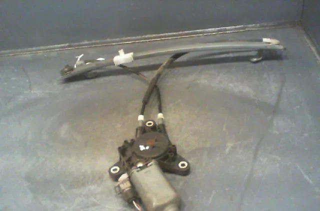 Mecanisme+moteur leve-glace avg PEUGEOT 106 1994 occasion