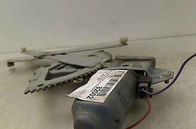 Mecanisme+moteur leve-glace avg PEUGEOT 205 1998 occasion