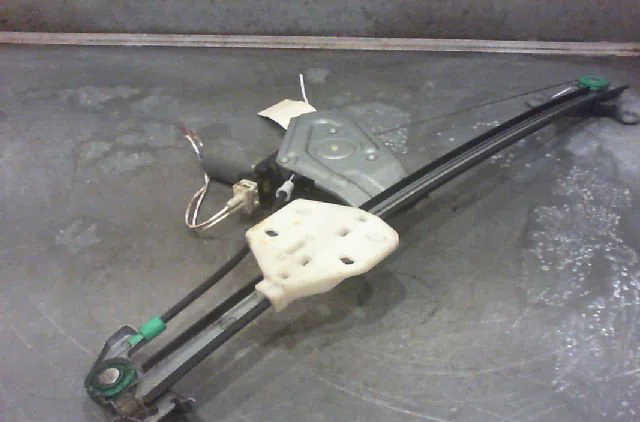 Mecanisme+moteur leve-glace avg RENAULT ESPACE 1998 occasion