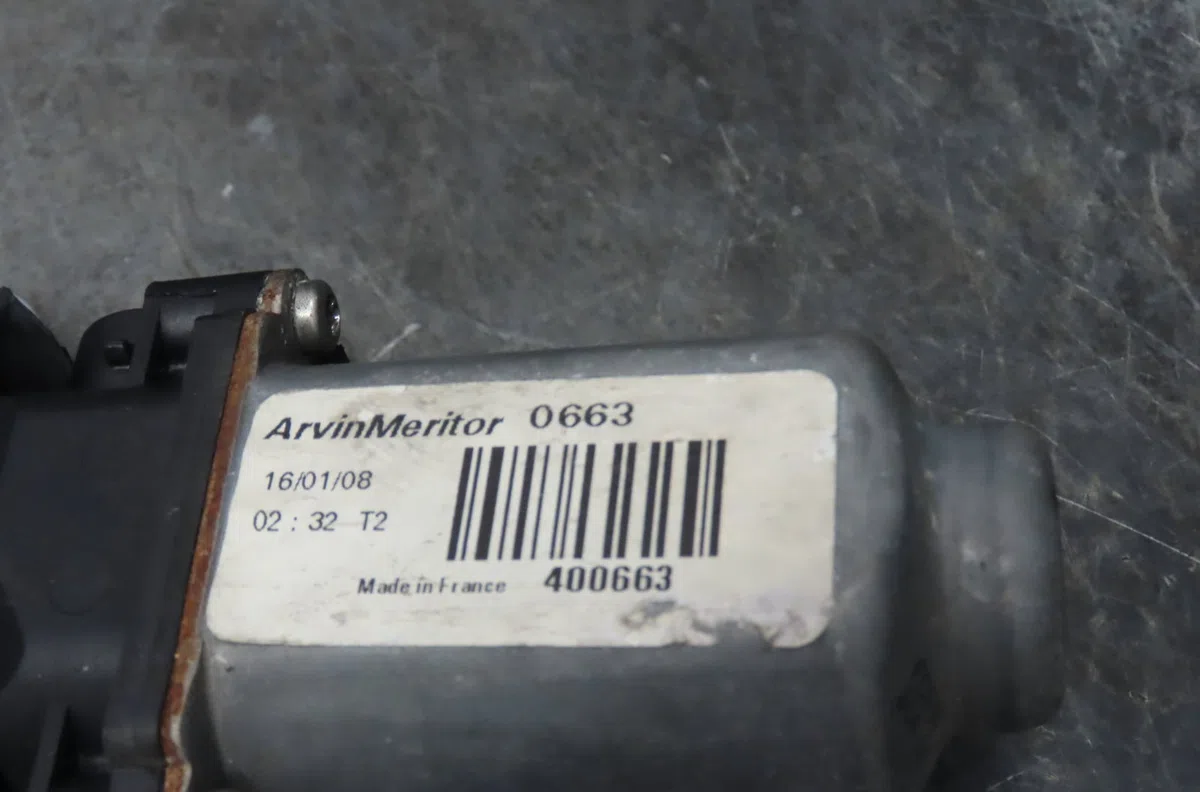 Mecanisme+moteur leve-glace avg RENAULT KANGOO 2008 occasion