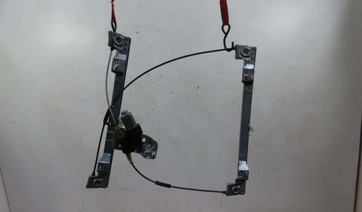 Mecanisme+moteur leve-glace avg RENAULT KANGOO 2010 occasion